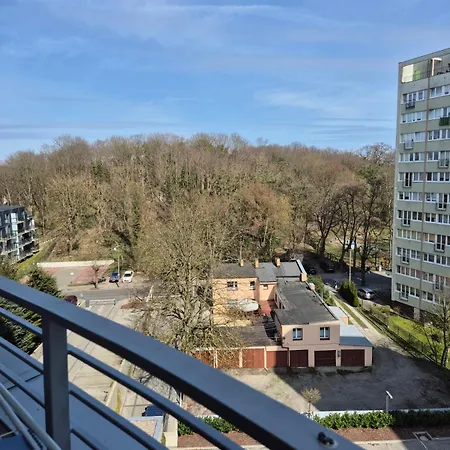 Sun Tower Z Parkingiem